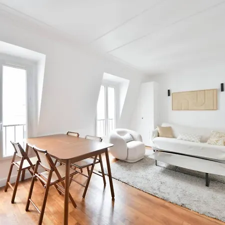 Cozy And Chic 1br Near Champs Elysees شقة باريس