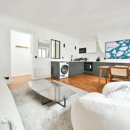 Cozy And Chic 1br Near Champs Elysees شقة باريس